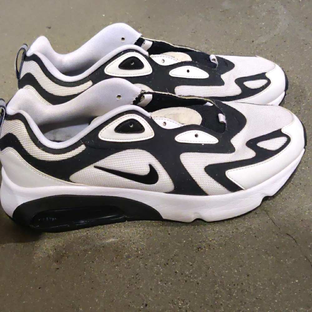 Nike AirMax 200